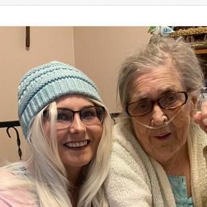 Meet your Posher, Carolyn